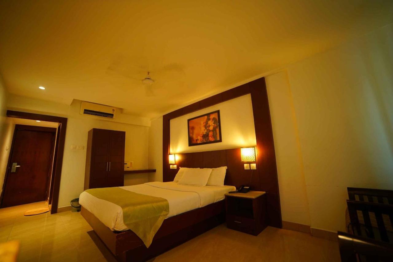 Lalitha Inn Guruvayur Ngoại thất bức ảnh