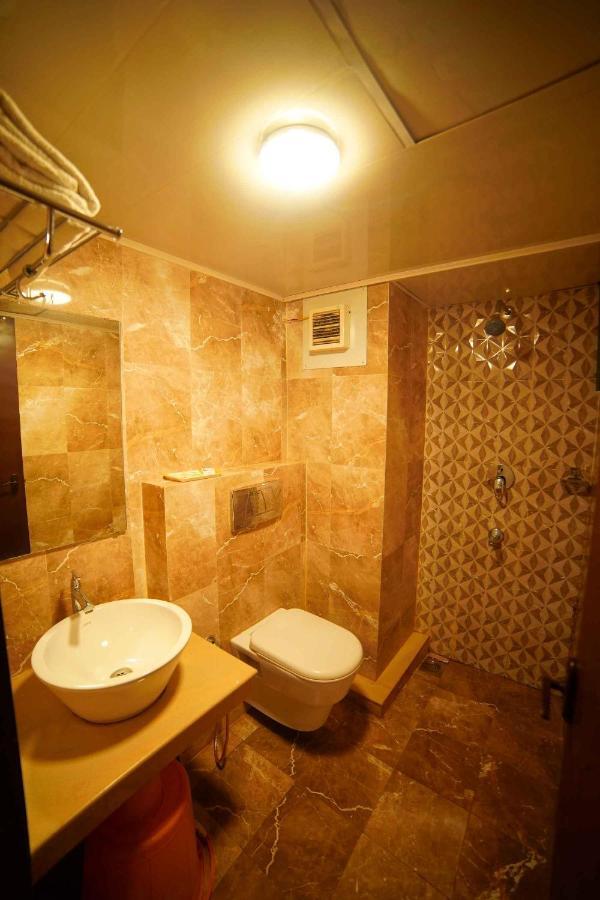 Lalitha Inn Guruvayur Ngoại thất bức ảnh
